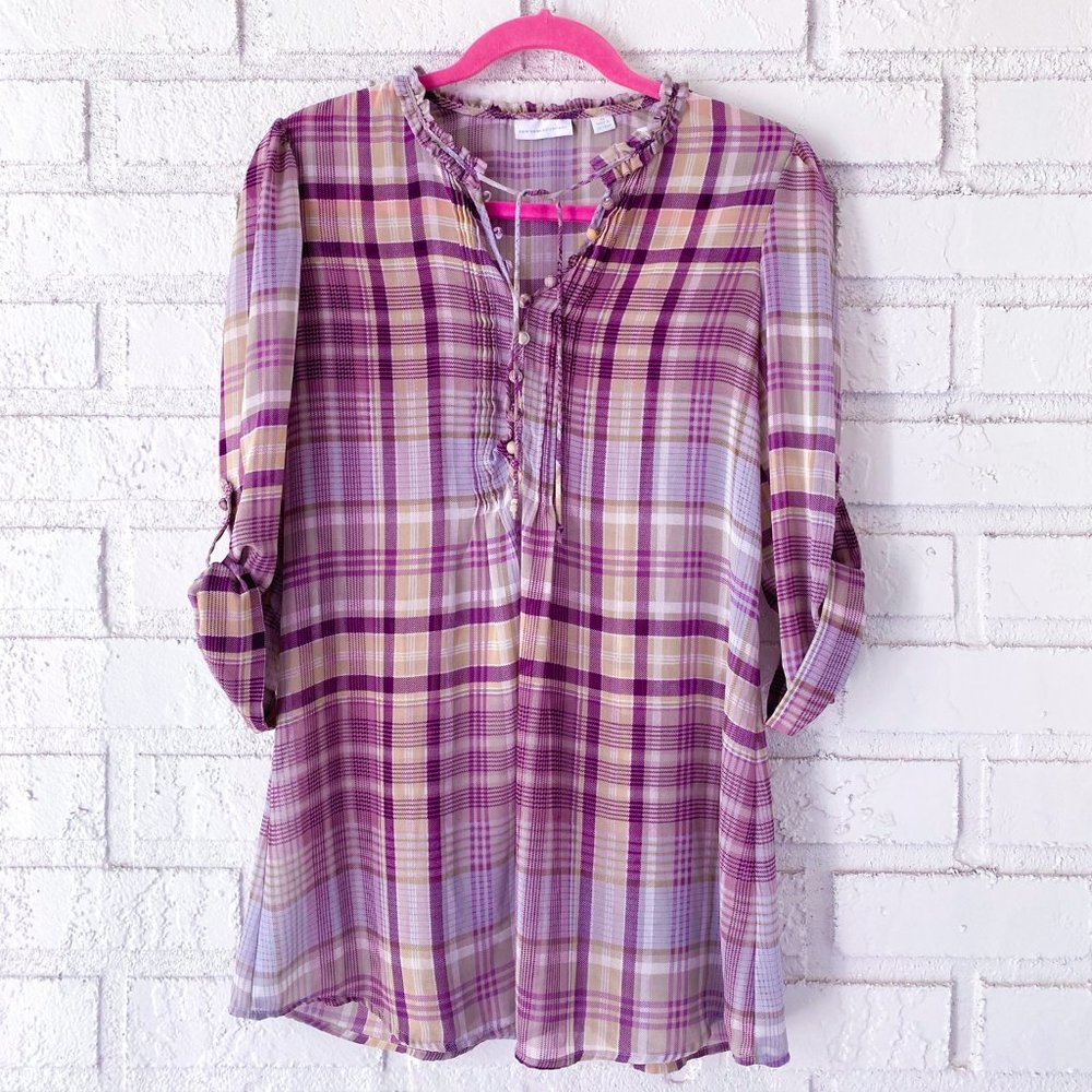 New York & Company Plaid Top